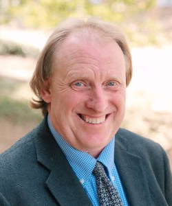 James Loomis headshot photo
